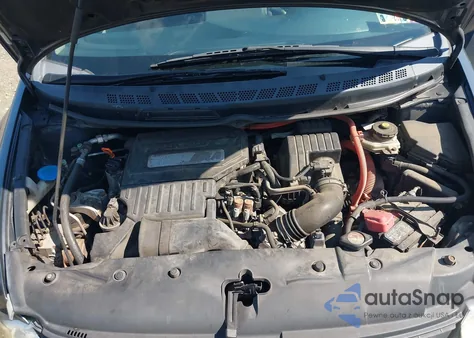 2009 Honda Civic Hybrid from USA, damaged, VIN JHMFA36299S003979